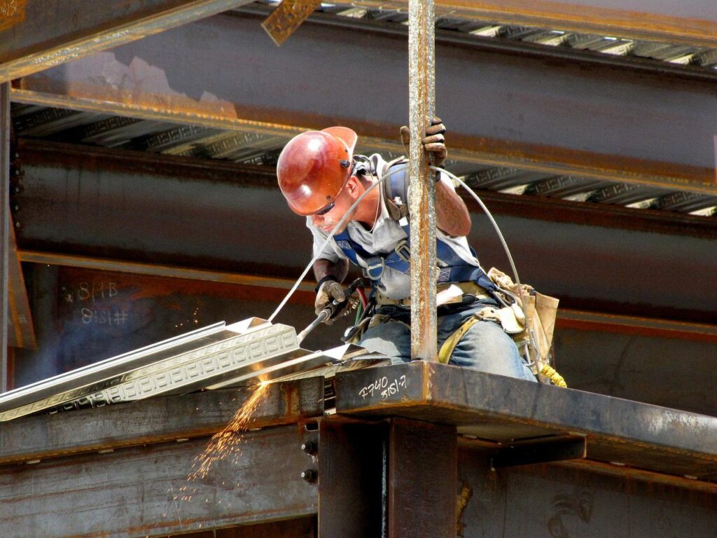 man, welding, steel-53905.jpg